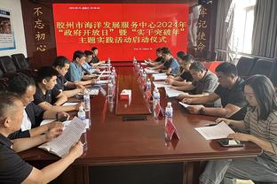 北青：早在今年年初，沧州外援奥斯卡已向俱乐部表示乐意被归化